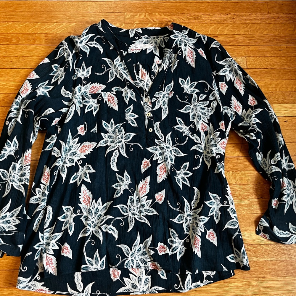 Carve Gauze top